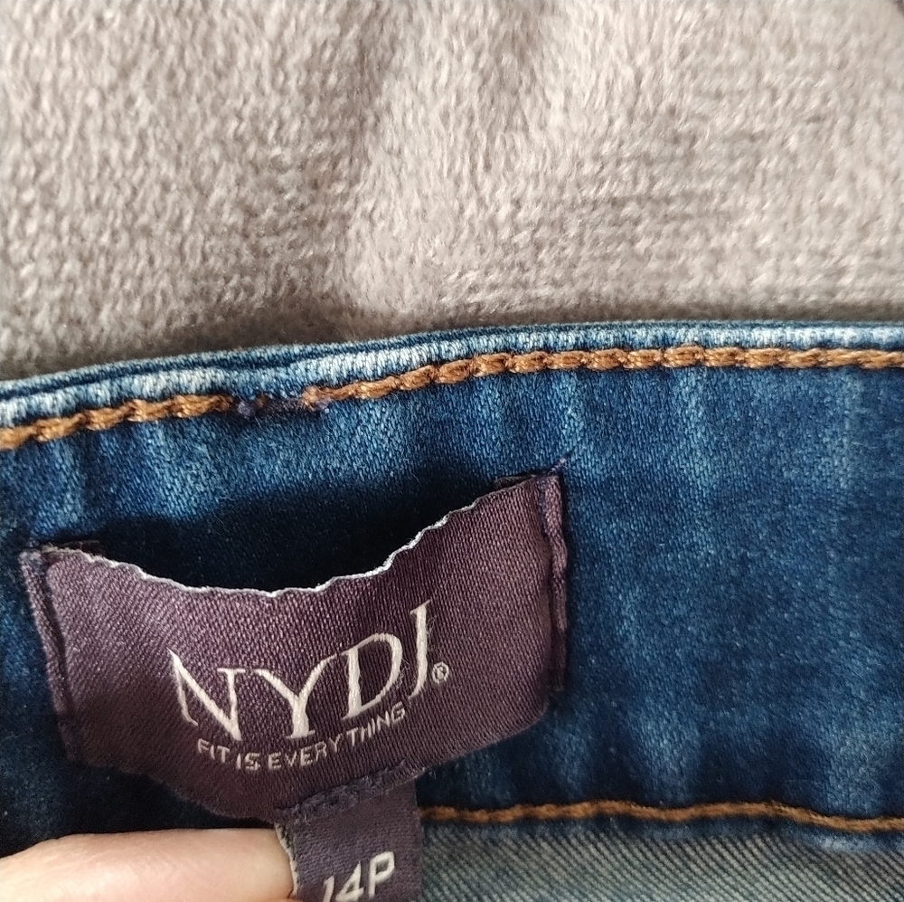 NYDJ Marilyn Straight Lift & Tuck Raw Hem Jeans 14P - Picture 7 of 13